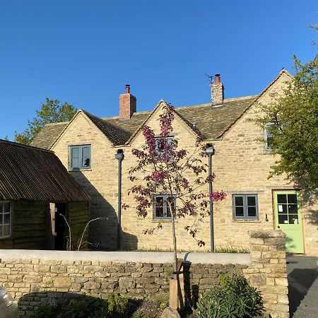 High Cogges Farm Holiday Cottages 威特尼 外观 照片