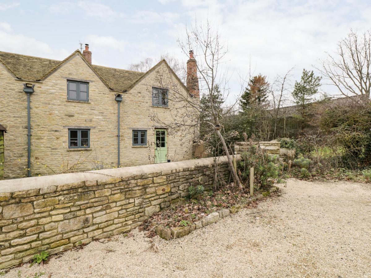 High Cogges Farm Holiday Cottages 威特尼 外观 照片