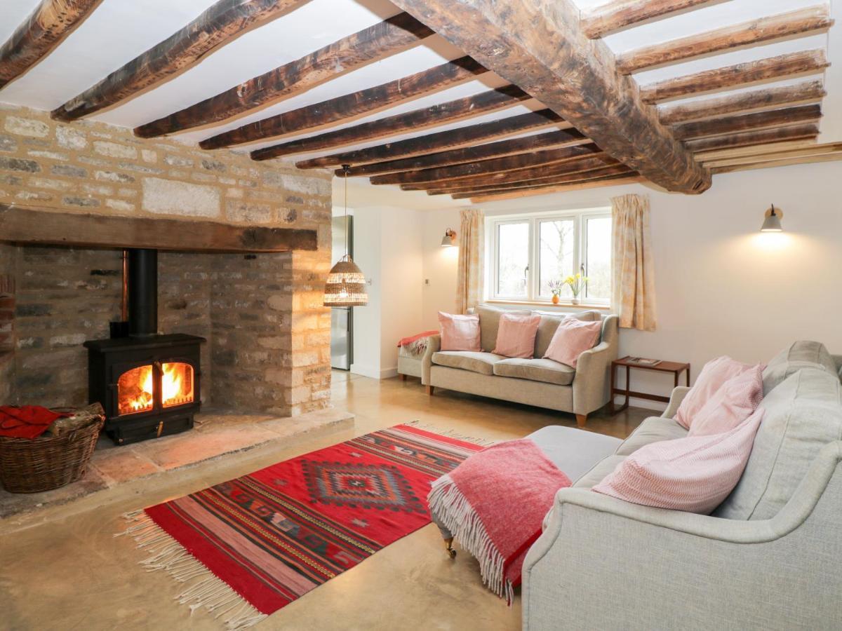 High Cogges Farm Holiday Cottages 威特尼 外观 照片