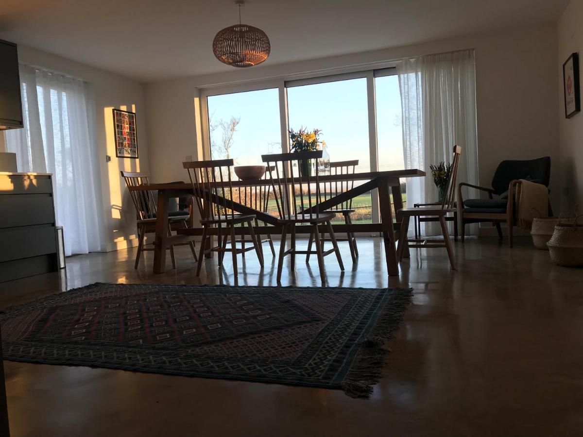 High Cogges Farm Holiday Cottages 威特尼 外观 照片