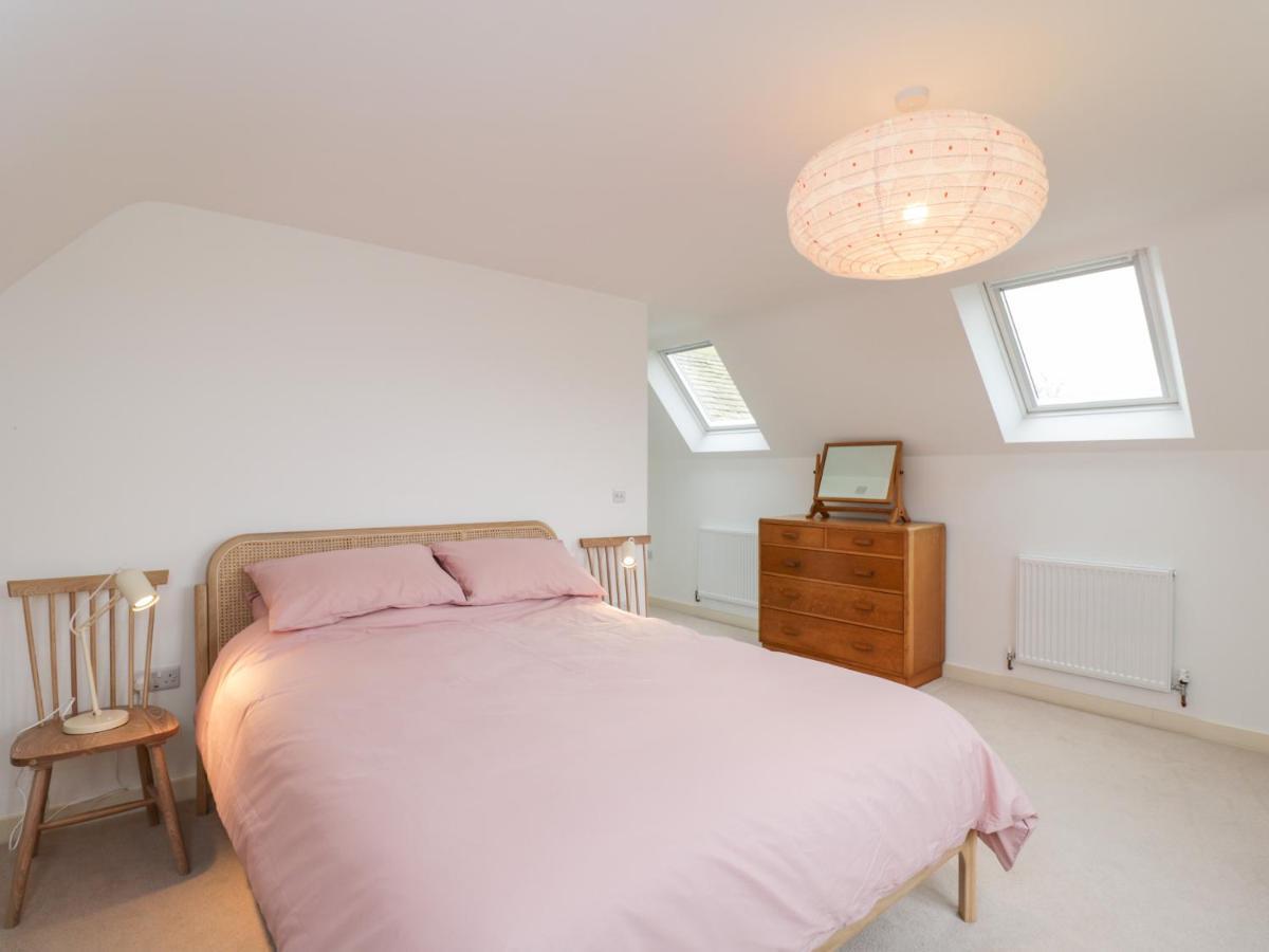 High Cogges Farm Holiday Cottages 威特尼 外观 照片