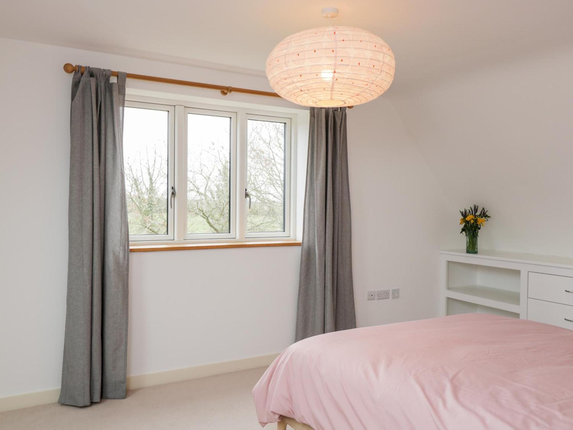 High Cogges Farm Holiday Cottages 威特尼 外观 照片