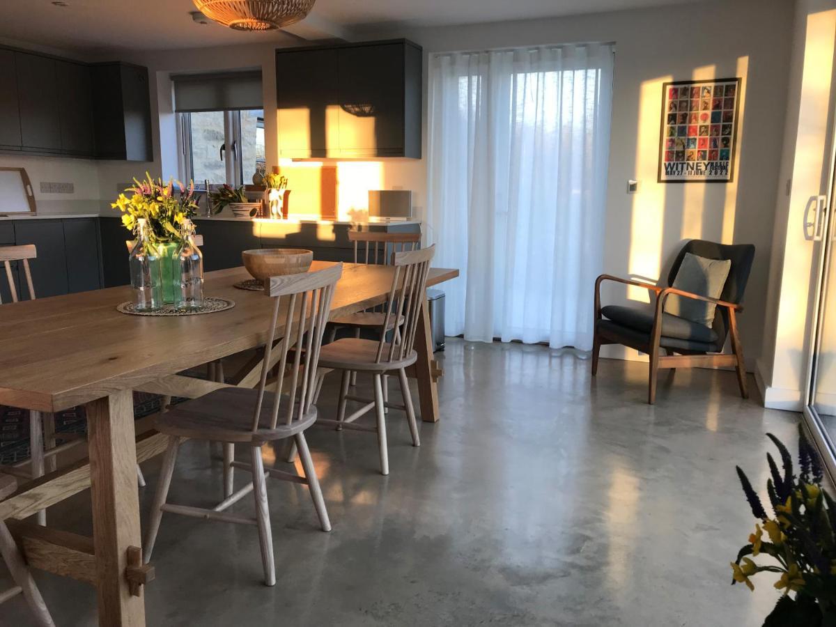 High Cogges Farm Holiday Cottages 威特尼 外观 照片